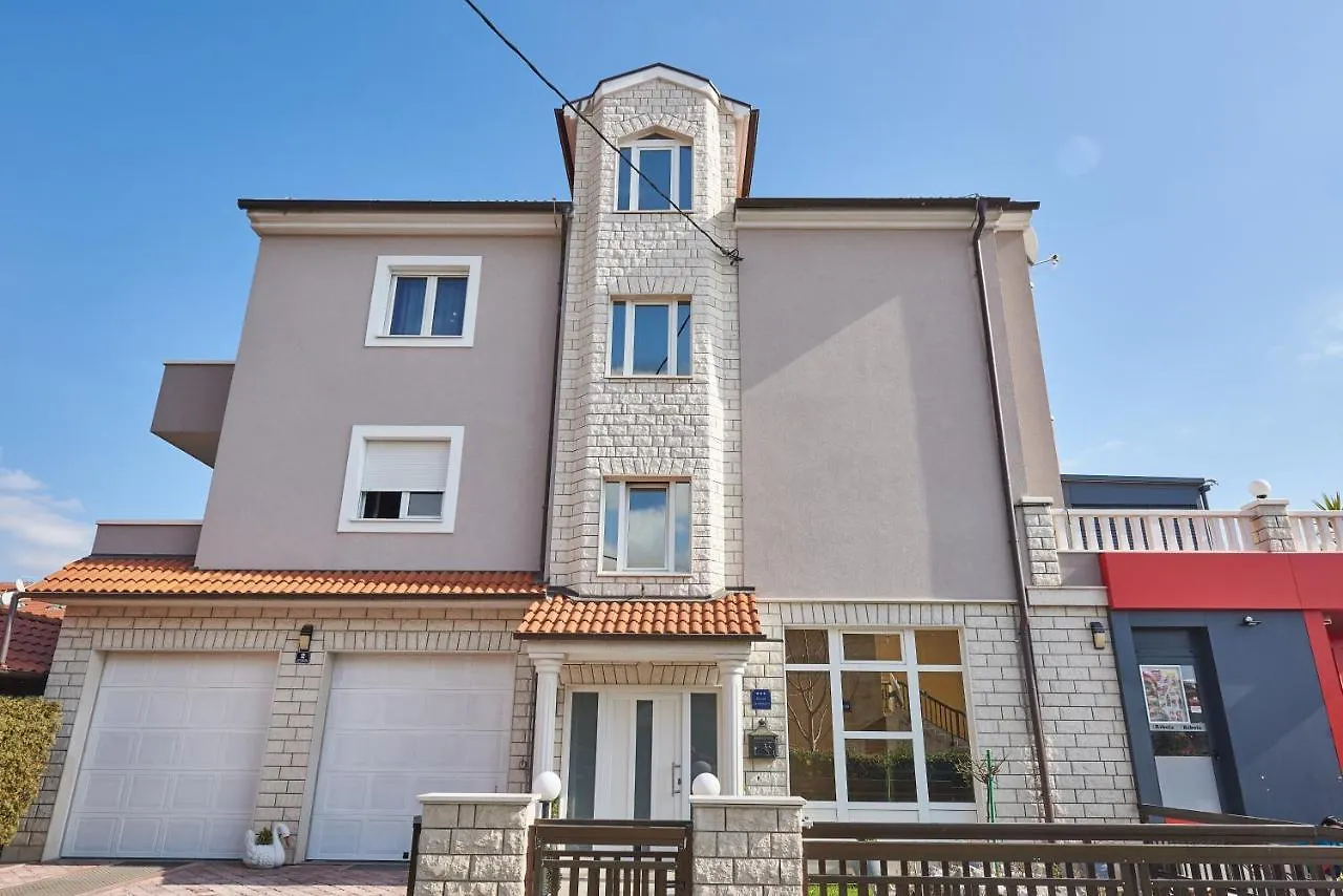 Apartments Lovric With Sea View Kastela 0*,  Croatia