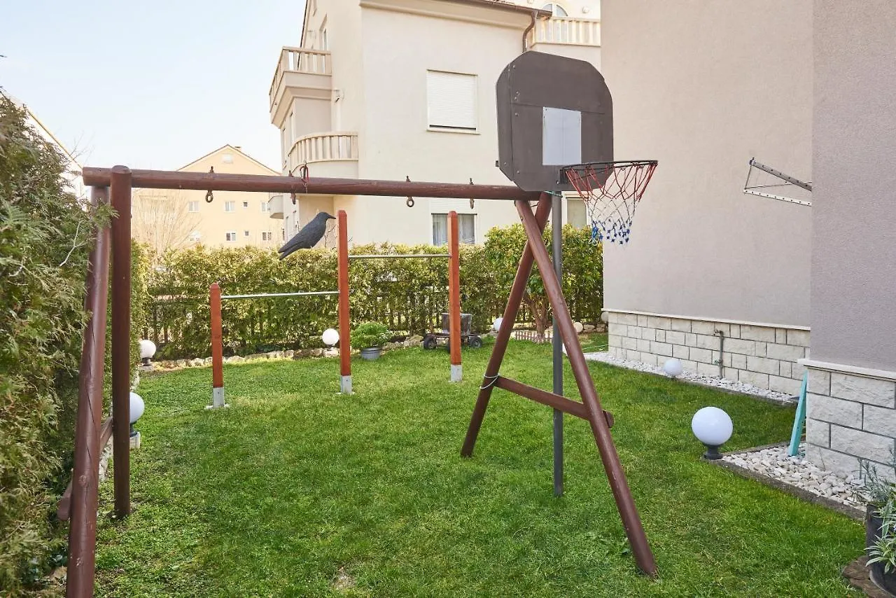 Apartments Lovric With Sea View Kastela
