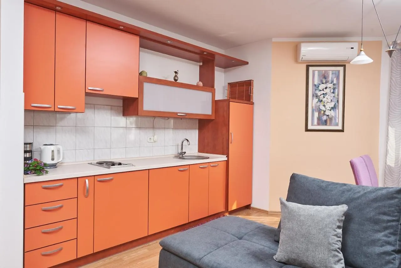 Apartments Lovric With Sea View Kastela